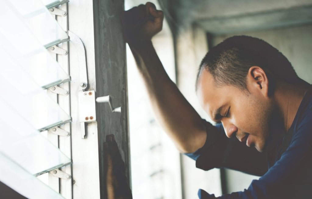 Option 1 Melatih Resiliensi Cara Meningkatkan Kemampuan Diri untuk Pulih dari Tantangan dan Keterpurukan dalam Hidup