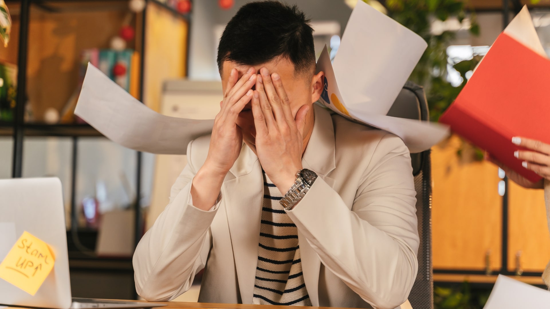 How to survive feeling undervalued at work (1)